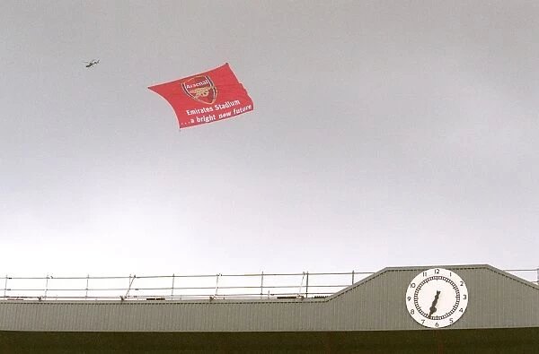 Emirates banner. Arsenal 4: 2 Tottenham Hotspur
