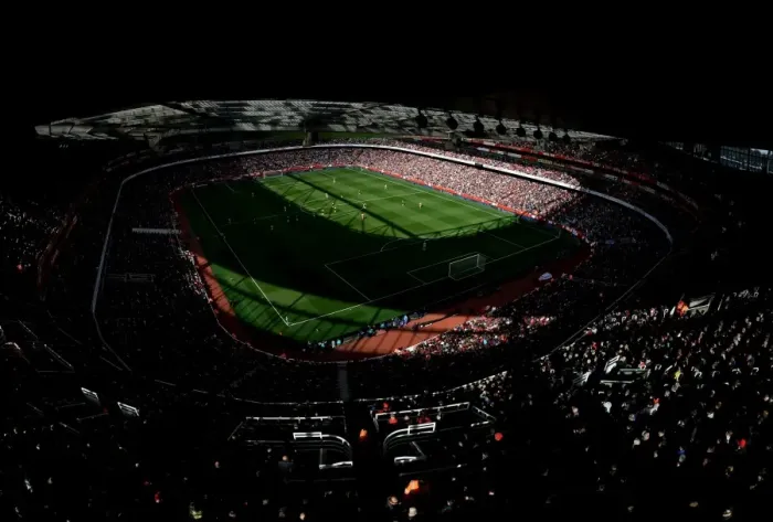 Framed Print : Emirates Battle: Arsenal vs Manchester City, Premier League 2016-17 Framed Print : Emirates Battle: Arsenal vs Manchester City, Premier League 2016-17