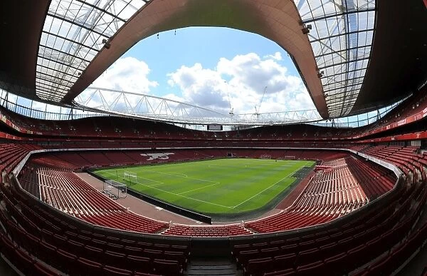 Emirates Cup: Arsenal's Stadium Ready for Arsenal vs Napoli Clash (2013)