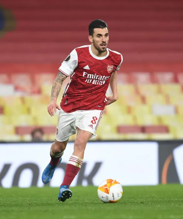 Framed Print : Empty Emirates: Dani Ceballos Plays On as Arsenal Face Olympiacos in Quiet Europa League Clash Amidst Coronavirus Restrictions