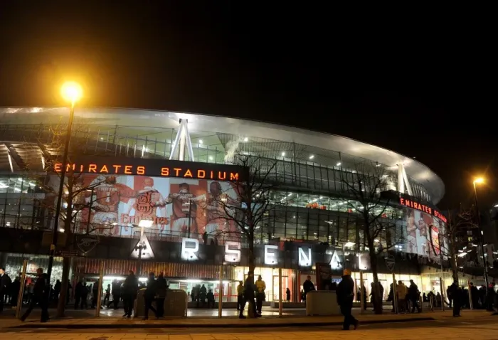 Framed Print : Emirates Stadium before the match. Arsenal 2: 1 Leicester City. Barclays Premier League