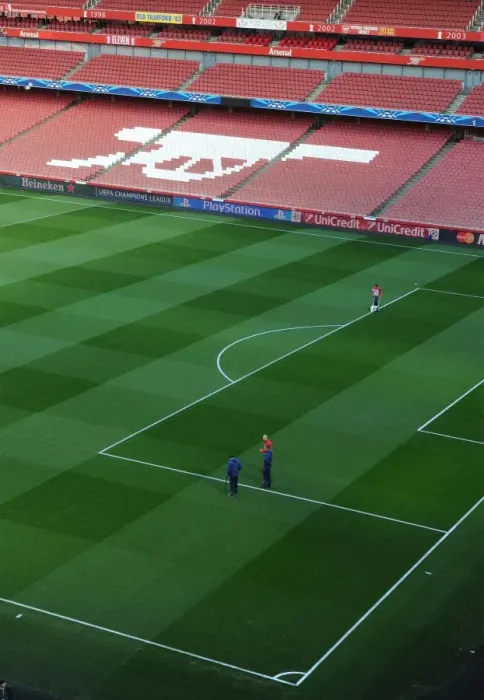 Framed Print : Emirates Stadium: Preparing the Pitch for Arsenal vs Monaco (UEFA Champions League, 2015)