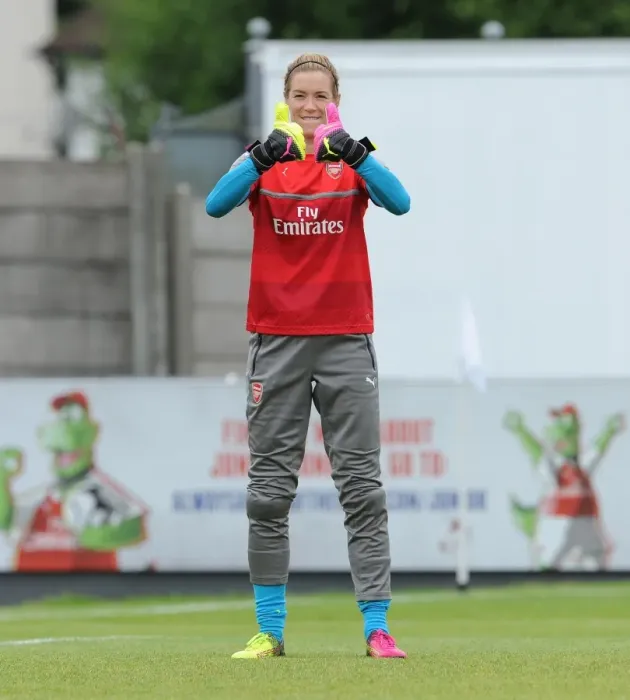 Framed Print : Emma Byrne (Arsenal Ladies). Arsenal Ladies 2: 0 Notts County
