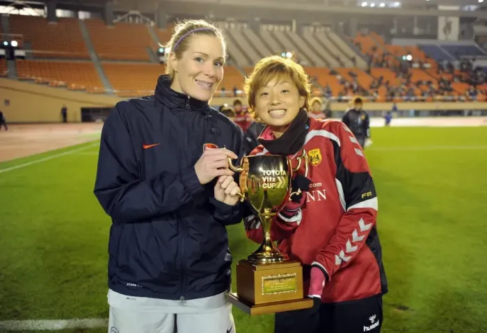 Framed Print : Emma Byrne's Brilliant Performance in Charity Match: Arsenal Ladies Tie 1-1 with INAC Kobe at Nishigaoka Stadium, Tokyo Framed Print : Emma Byrne's Brilliant Performance in Charity Match: Arsenal Ladies Tie 1-1 with INAC Kobe at Nishigaoka Stadium, Tokyo