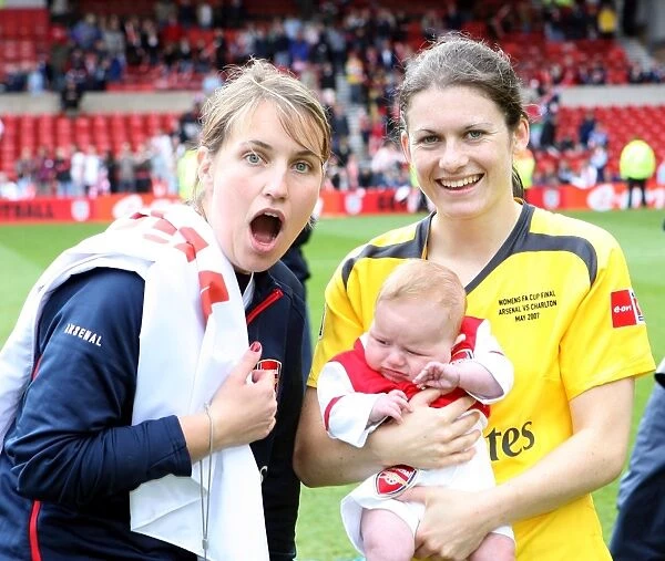 Emma Haynes and Karen Carney (Arsenal)