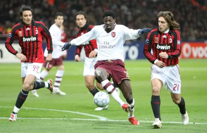 Framed Print : Emmanuel Adebayor (Arsenal) Andrea Pirlo and Massimo Oddo (AC Milan)