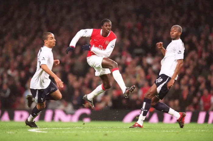 Framed Print : Emmanuel Adebayor (Arsenal) Beniot Assou-Ekotto and Anthony Gardner (Tottenham) Framed Print : Emmanuel Adebayor (Arsenal) Beniot Assou-Ekotto and Anthony Gardner (Tottenham)