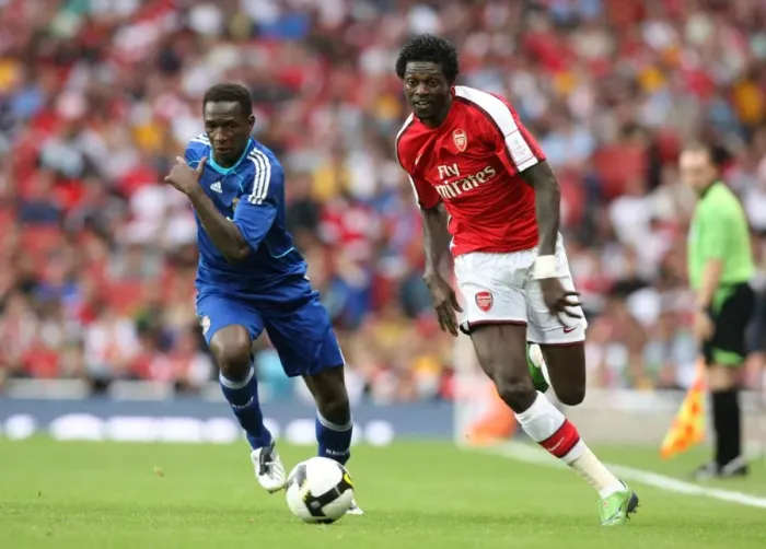 Framed Print : Emmanuel Adebayor (Arsenal) Mahamadu Diarra (Real Madrid) Framed Print : Emmanuel Adebayor (Arsenal) Mahamadu Diarra (Real Madrid)