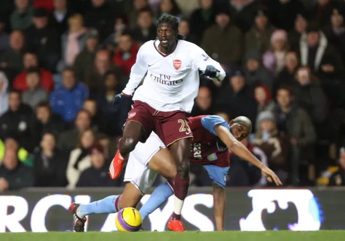 Framed Print : Emmanuel Adebayor (Arsenal) Mathieu Flamini (Aston Villa) Framed Print : Emmanuel Adebayor (Arsenal) Mathieu Flamini (Aston Villa)
