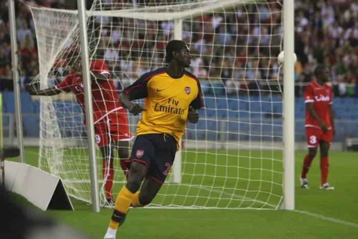Framed Print : Emmanuel Adebayor celebrates scoring the 2nd Arssenal goal
