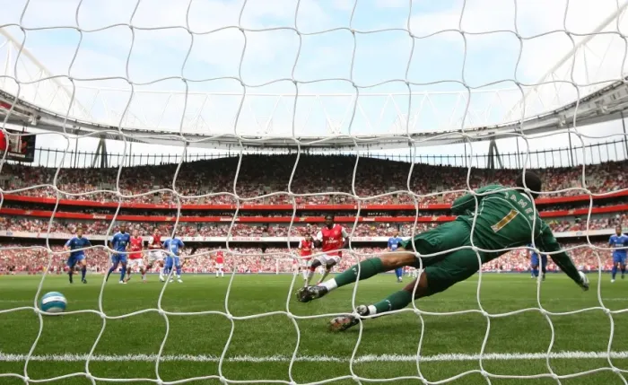 Framed Print : Emmanuel Adebayor Scores First Arsenal Goal from Penalty Spot: Arsenal 3-1 Portsmouth, Barclays Premier League, September 2, 2007