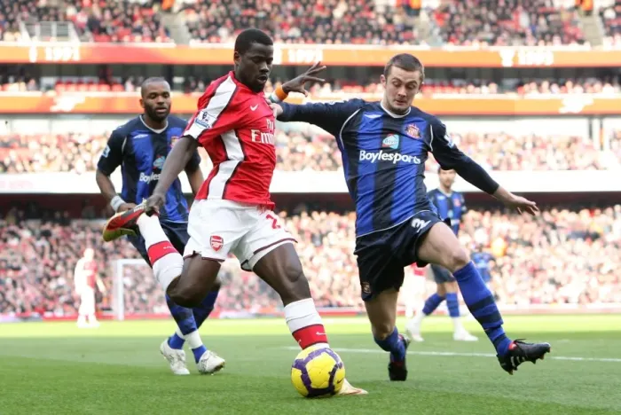 Framed Print : Emmanuel Eboue (Arsenal) George McCartney (Sunderland). Arsenal 2: 0 Sunderland Framed Print : Emmanuel Eboue (Arsenal) George McCartney (Sunderland). Arsenal 2: 0 Sunderland