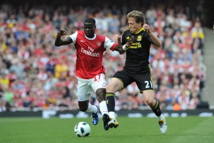Framed Print : Emmanuel Eboue (Arsenal) Lucas Leiva (Liverpool). Arsenal 1: 1 Liverpool Framed Print : Emmanuel Eboue (Arsenal) Lucas Leiva (Liverpool). Arsenal 1: 1 Liverpool