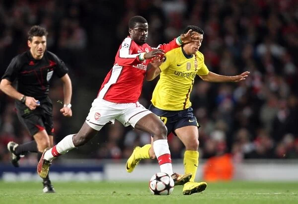 Emmanuel Eboue (Arsenal) Pedro Rodriguez (Barcelona). Arsenal 2: 2 Barcelona