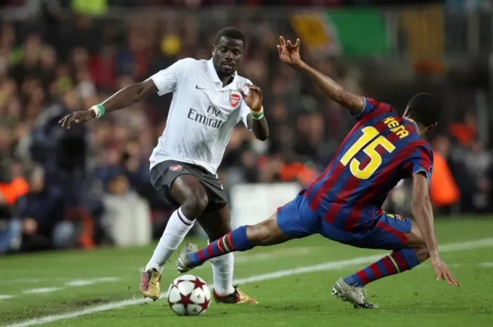 Framed Print : Emmanuel Eboue (Arsenal) Seydou Keita (Barcelona). Barcelona 4: 1 Arsenal Framed Print : Emmanuel Eboue (Arsenal) Seydou Keita (Barcelona). Barcelona 4: 1 Arsenal