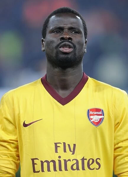 Emmanuel Eboue (Arsenal. Shakhtar Donetsk 2: 1 Arsenal, UEFA Champiojns League