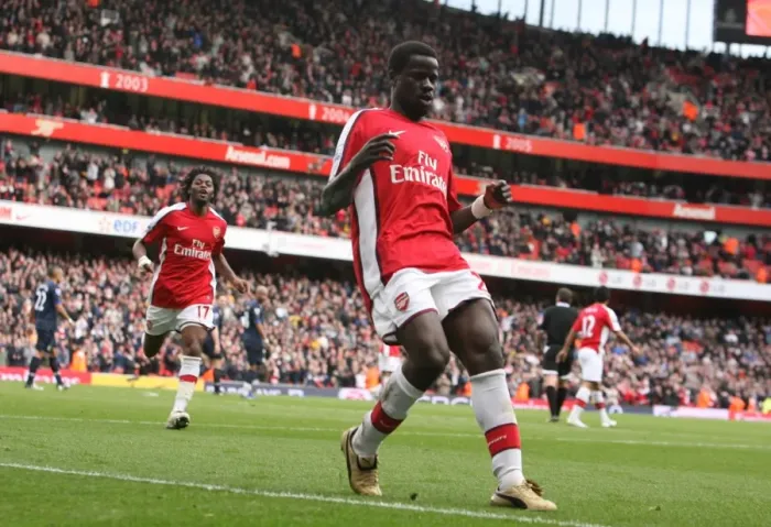 Framed Print : Emmanuel Eboue celebrates scoring the 4th Arsenal goal Framed Print : Emmanuel Eboue celebrates scoring the 4th Arsenal goal