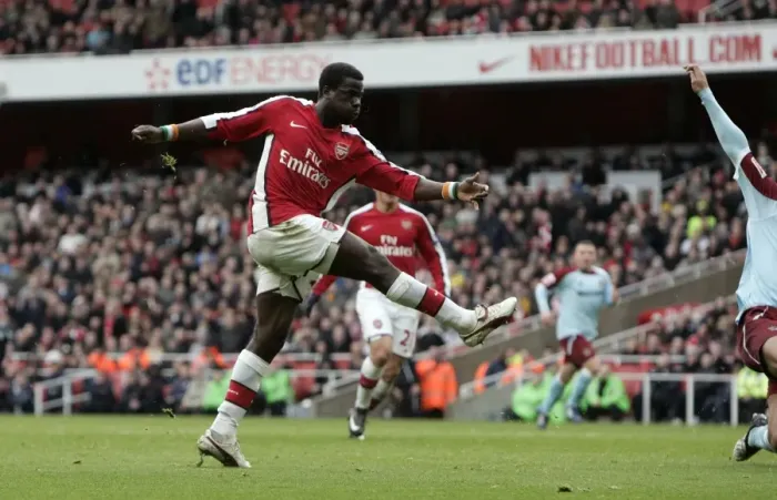 Framed Print : Emmanuel Eboue Scores Arsenal's Third Goal: 3-0 Over Burnley, FA Cup 5th Round, Emirates Stadium (2009)