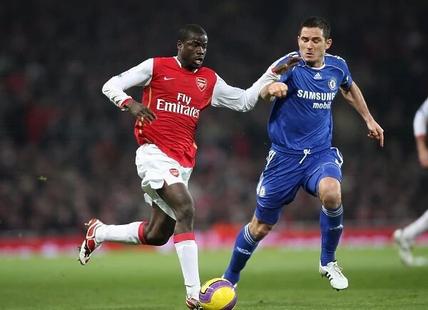 Emmanuel Eboue vs. Frank Lampard: Arsenal's 1-0 Victory Over Chelsea in the Barclays Premier League, December 16, 2007
