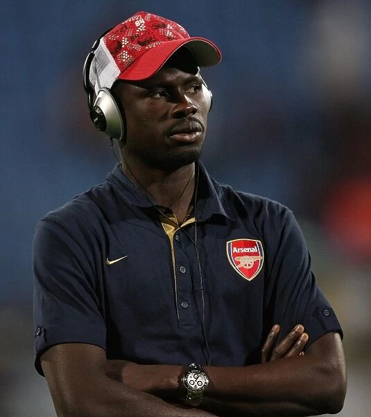 Emmanuel Eboue's Victory: Arsenal's 1-0 Win Over Steaua Bucharest in Champions League Group H