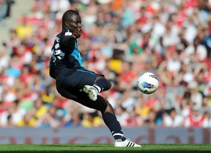 Framed Print : Emmanuel Frimpong in Action: Arsenal vs. Boca Juniors at the Emirates Cup, 2011 Framed Print : Emmanuel Frimpong in Action: Arsenal vs. Boca Juniors at the Emirates Cup, 2011