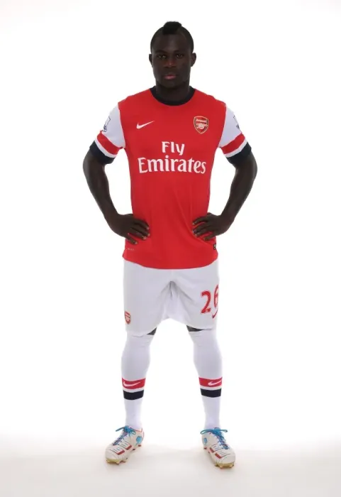 Framed Print : Emmanuel Frimpong at Arsenal 2013-14 Squad Team Photocall Framed Print : Emmanuel Frimpong at Arsenal 2013-14 Squad Team Photocall
