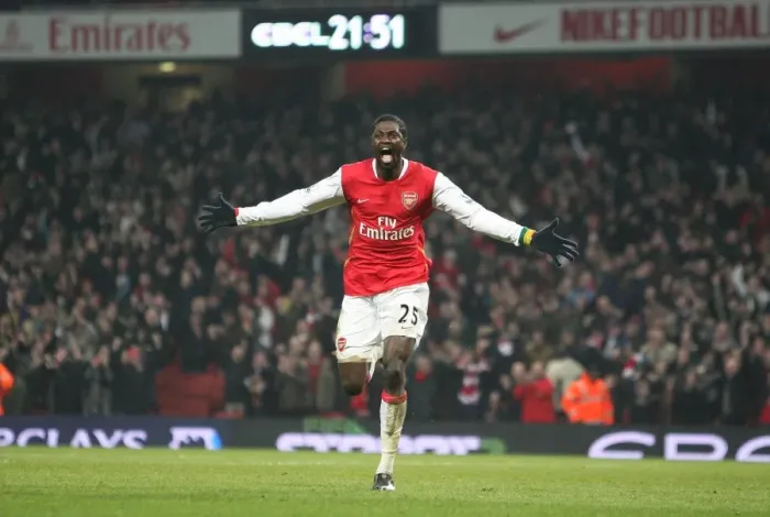 Framed Print : Emmauel Adebayor celebrates scoring the 2nd Arsenal goal