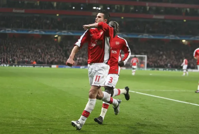 Framed Print : Euphoric Van Persie: Arsenal's Unforgettable 1-0 Win Over AS Roma in Champions League 09 (Van Persie & Sagna Celebration)