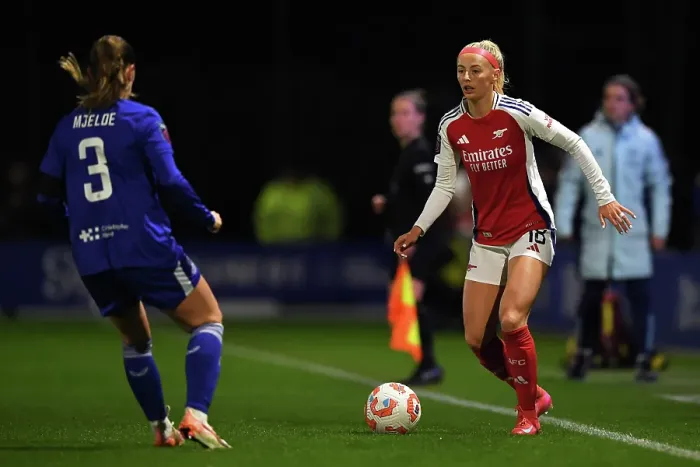 Framed Print : Everton FC v Arsenal FC - Barclays Women's Super League Everton FC v Arsenal FC - Barclays Women's Super League