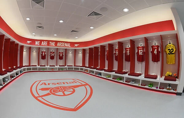 Exclusive Look: Arsenal Changing Room Before Arsenal vs. Sevilla - Emirates Cup 2022