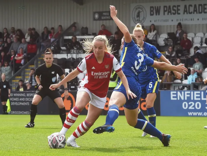 Framed Print : FA Cup Semi-Final Showdown: Arsenal Women vs. Chelsea Women
