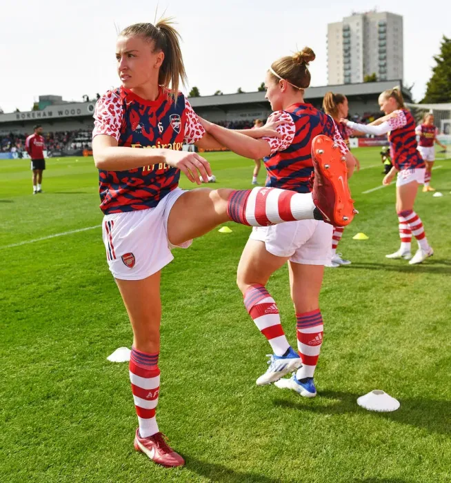 Framed Print : FA Cup Semi-Final Showdown: Arsenal Women vs Chelsea Women at Meadow Park