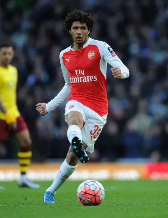 Framed Print : FA Cup Showdown: Elneny's Determined Performance - Arsenal vs Burnley