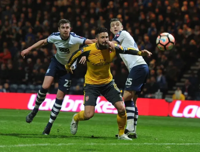 Framed Print : FA Cup Showdown: Olivier Giroud vs Preston Defenders - A Battle for the Ball