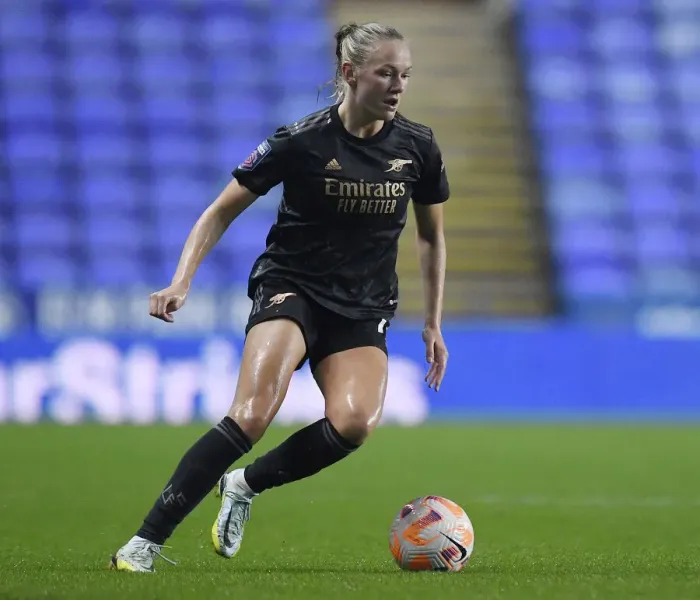 Framed Print : FA WSL Showdown: Arsenal Women vs. Reading