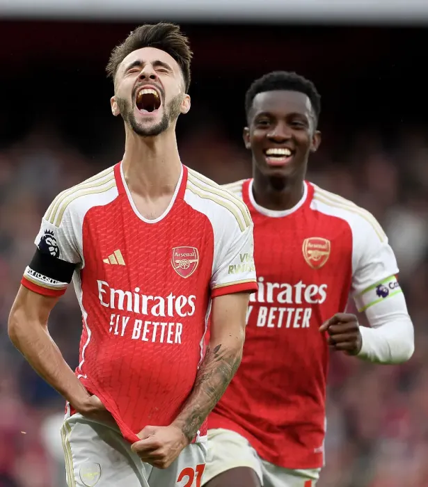 Framed Print : Fabio Vieira Scores Fourth Goal: Arsenal's Emirates Victory over Sheffield United (2023-24)