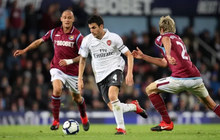 Framed Print : Fabregas Fights Back: Arsenal's Draw at Upton Park vs. West Ham (2009)