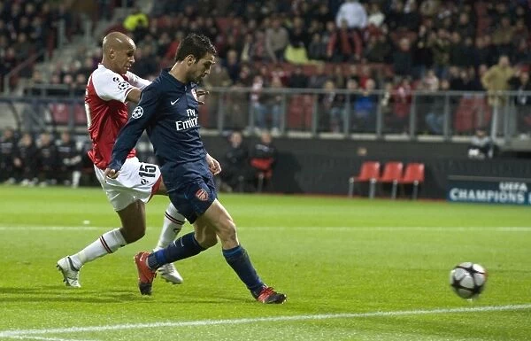 Fabregas Strikes: Arsenal vs. AZ Alkmaar, 1-1 in Champions League