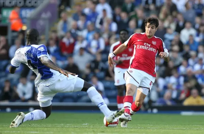 Framed Print : Fabregas's Masterclass: Arsenal's 4-0 Thrashing of Blackburn Rovers (Sept 2008)