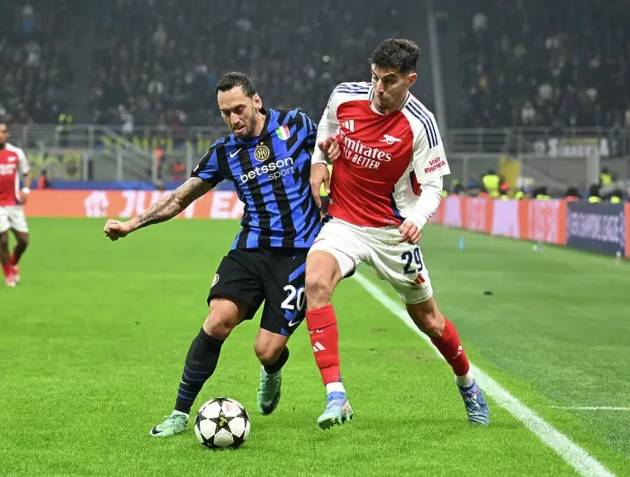 Framed Print : FC Internazionale Milano v Arsenal FC - UEFA Champions League 2024 / 25 League Phase MD4