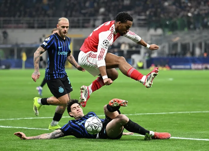 Framed Print : FC Internazionale Milano v Arsenal FC - UEFA Champions League 2025 / 26 League Phase MD7