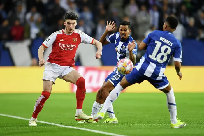 Framed Print : FC Porto v Arsenal FC: Round of 16 First Leg - UEFA Champions League 2023 / 24 Framed Print : FC Porto v Arsenal FC: Round of 16 First Leg - UEFA Champions League 2023 / 24