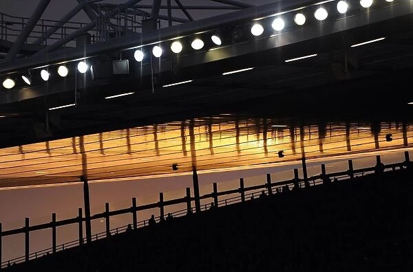 Flood lights. Arsenal 3: 0 Wigan Athletic. Barclays Premier League. Emirates Stadium