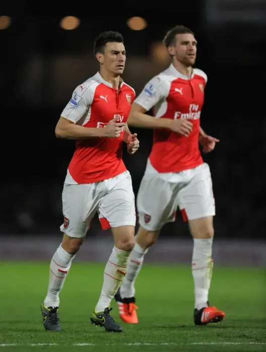 Framed Print : Focused Koscielny Leads Arsenal to Victory over Watford (2015 / 16) Framed Print : Focused Koscielny Leads Arsenal to Victory over Watford (2015 / 16)