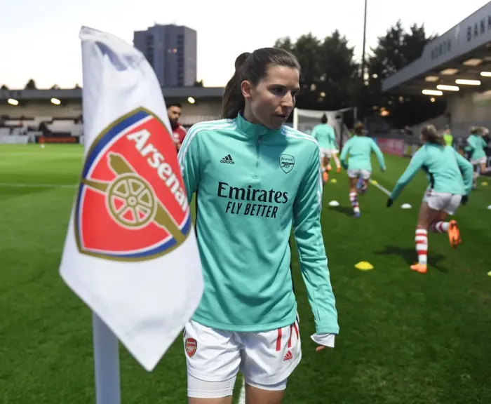 Framed Print : Focused Tobin Heath: Arsenal Women's Pre-Match Routine Ahead of FA Cup Quarterfinals vs Coventry United
