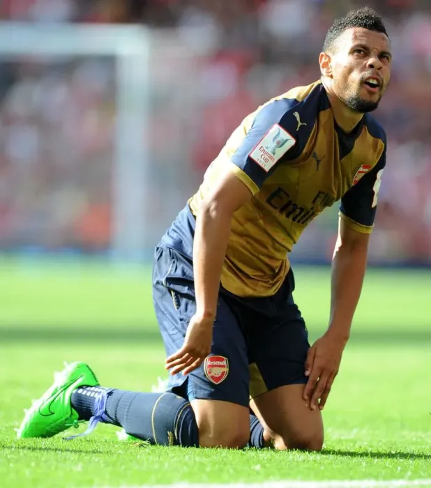 Framed Print : Francis Coquelin: In Action for Arsenal against Olympique Lyonnais, Emirates Cup 2015 / 16