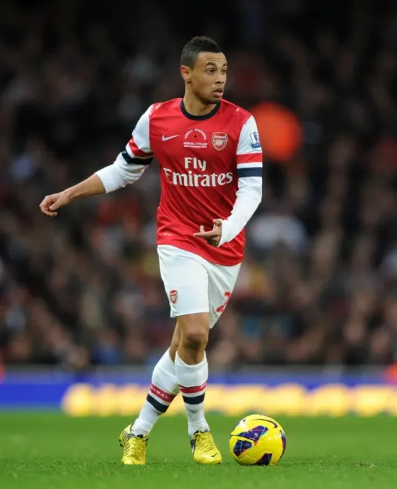 Framed Print : Francis Coquelin (Arsenal). Arsenal 3: 3 Fulham. Barclays Premier League. Emirates Stadium, 10  /  11  /  12