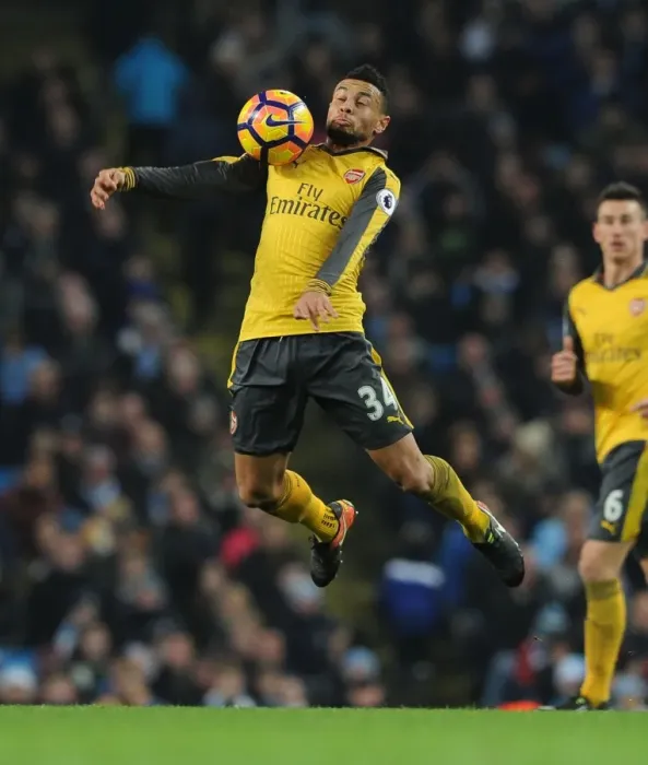Framed Print : Francis Coquelin: Arsenal's Midfield Battle at Manchester City, 2016-17