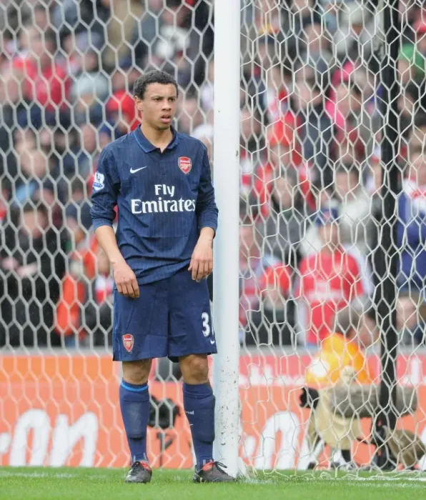 Framed Print : Francis Coquelin's FA Cup Struggle: Arsenal vs Stoke City 3-1 at The Britannia Stadium