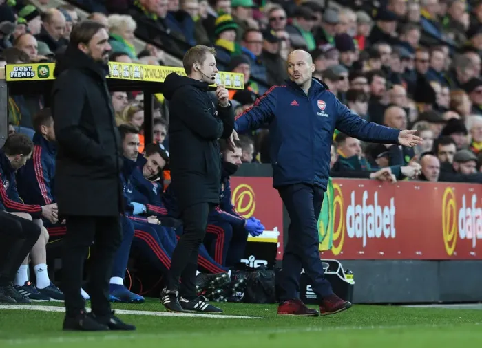 Framed Print : Freddie Ljungberg Leads Arsenal in Premier League Battle at Norwich City, December 2019